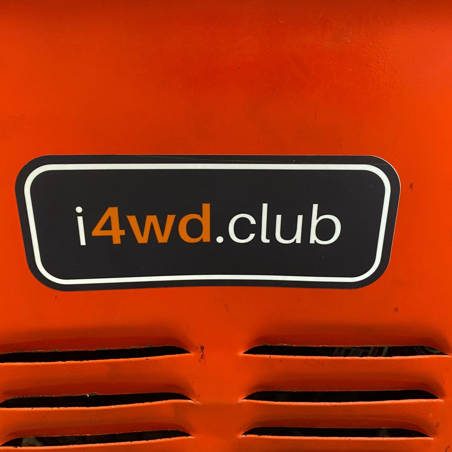 i4wd.club Plaque Logo Sticker